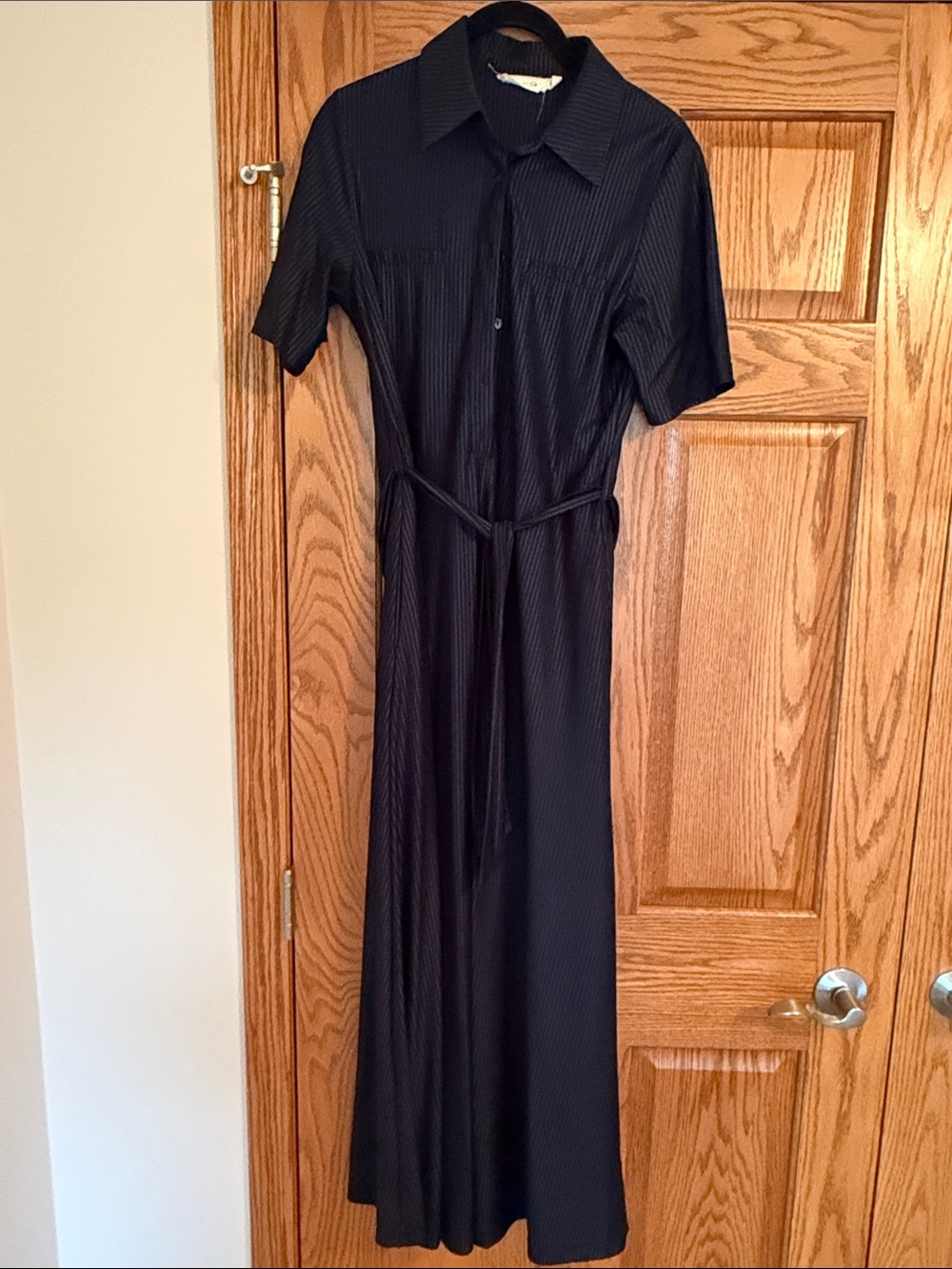 Black Short-Sleeve Maxi Shirt Dress with Waist Tie